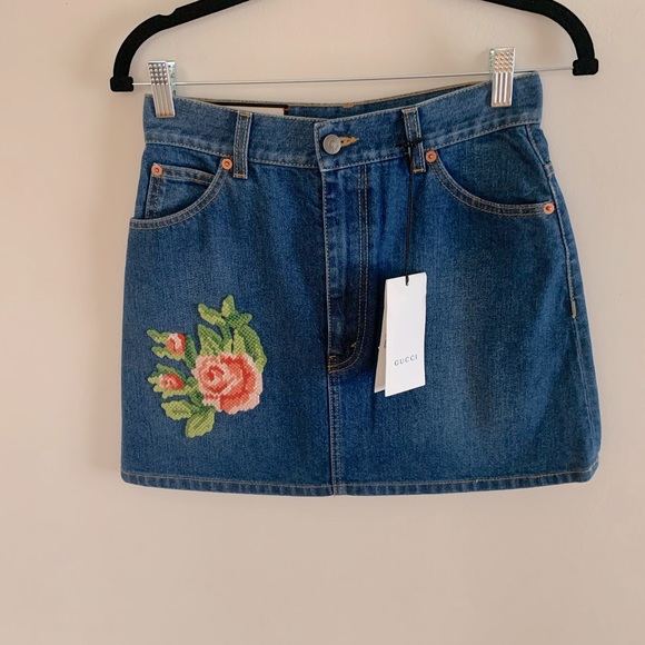 Gucci blue multi flower design mini skirt, size Italy 40 - Picture 1 of 8